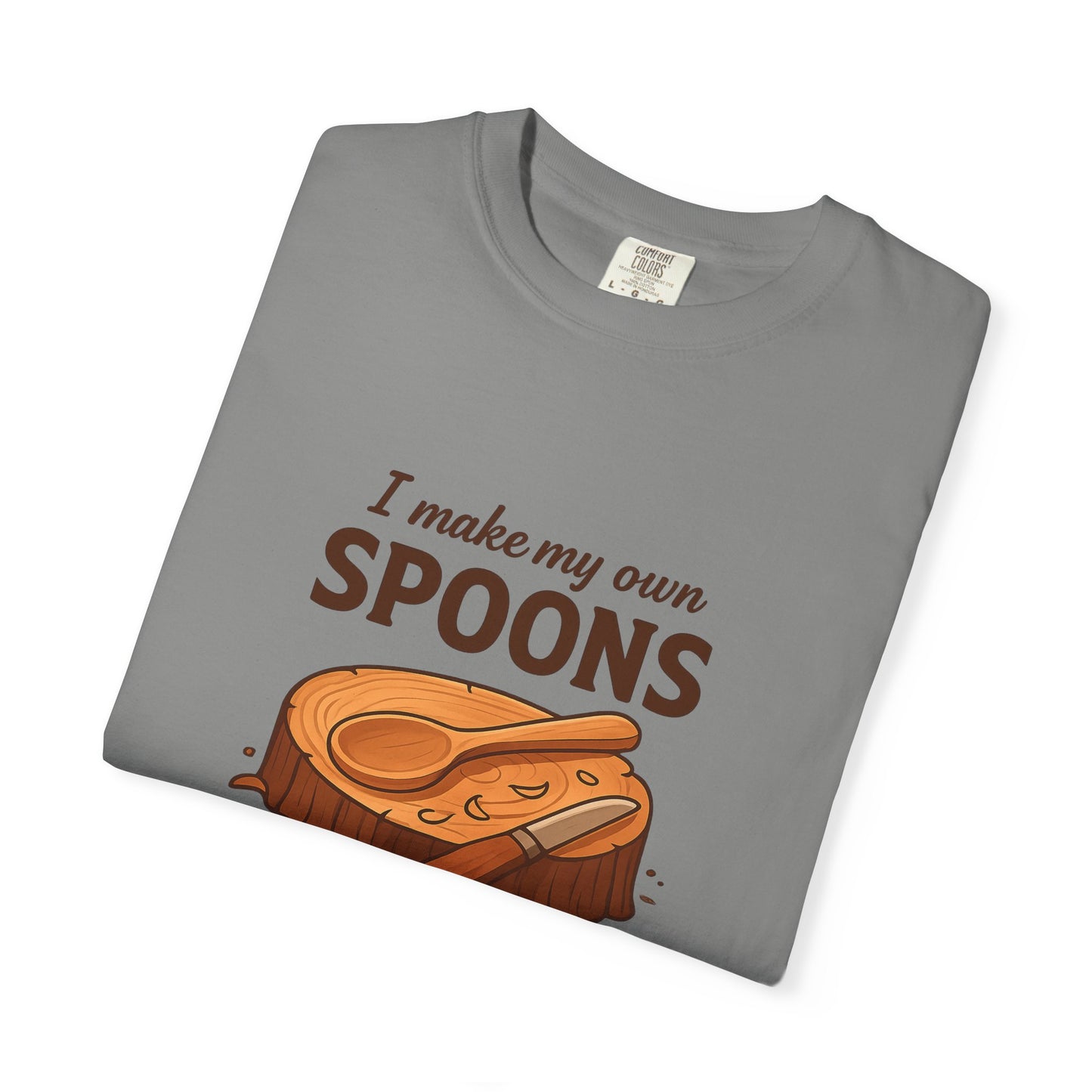 I Make My Own Spoons T-Shirt – Funny Bushcraft, Wood Carving & Outdoors Shirt for Campers, Carvers & Crafty Adventurers