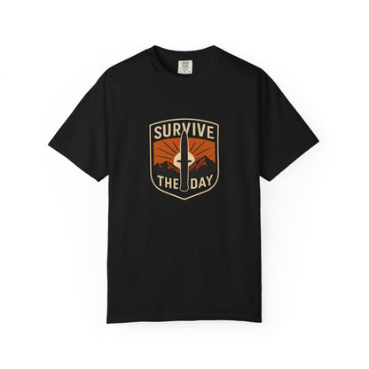 Survive the Day T-Shirt – Funny Survival, Bushcraft & Outdoors Shirt for Men Who Love Adventure